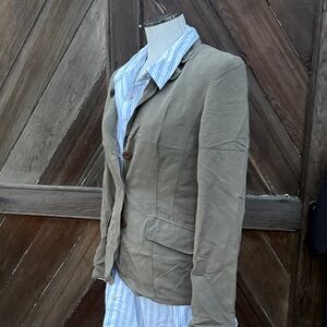 Women's Classic Olive Green Blazer 38 U.S 6  3 Buttons